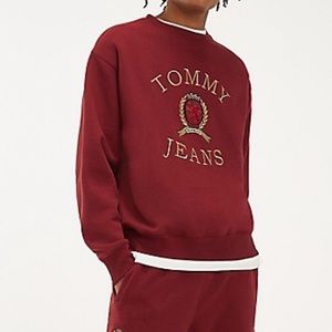 crest capsule sweatshirt